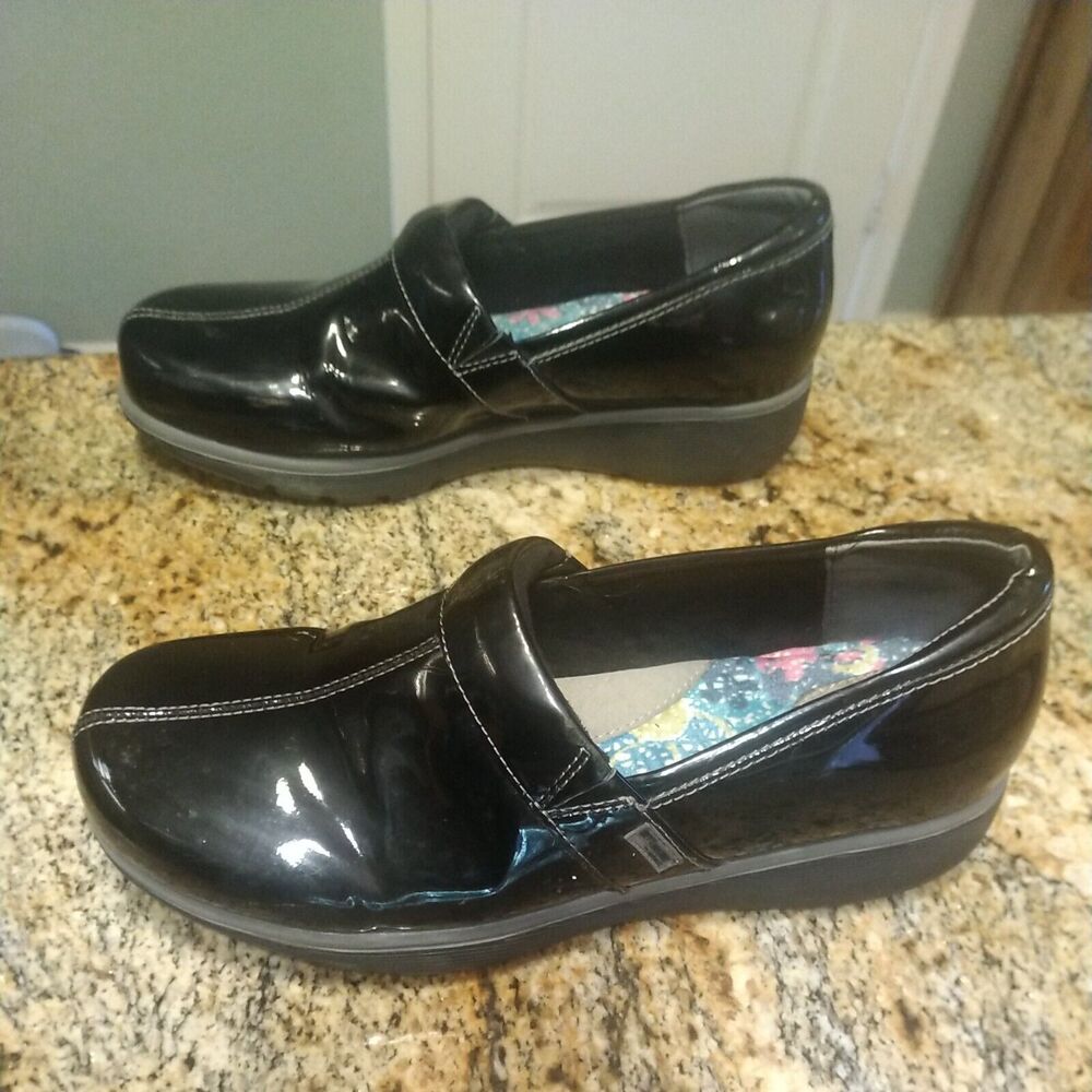 GREYS ANATOMY SOFTWALK Women’s Sz 10.5 Black Floral Medical Nurse Work Shoes